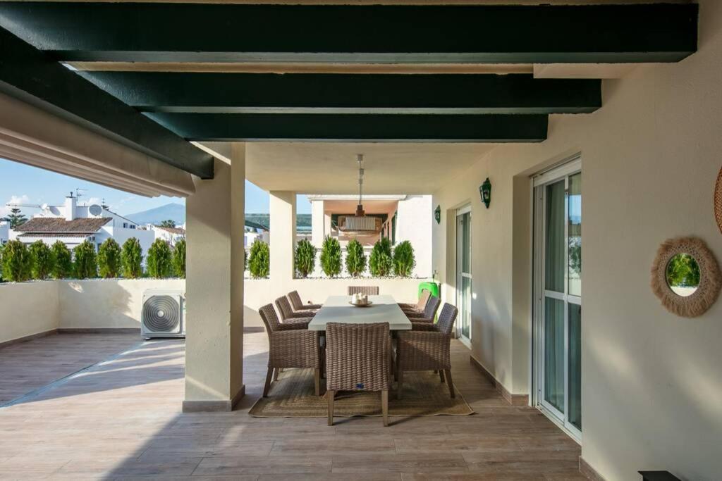 Stunning Next To Puerto Banus Apartment Marbella