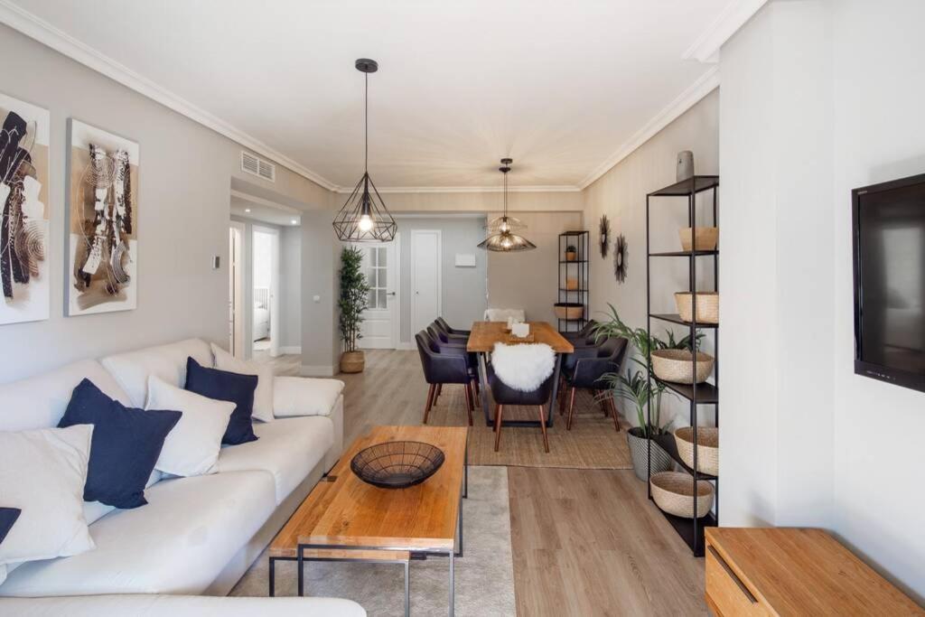 Apartment Stunning Next To Puerto Banus *